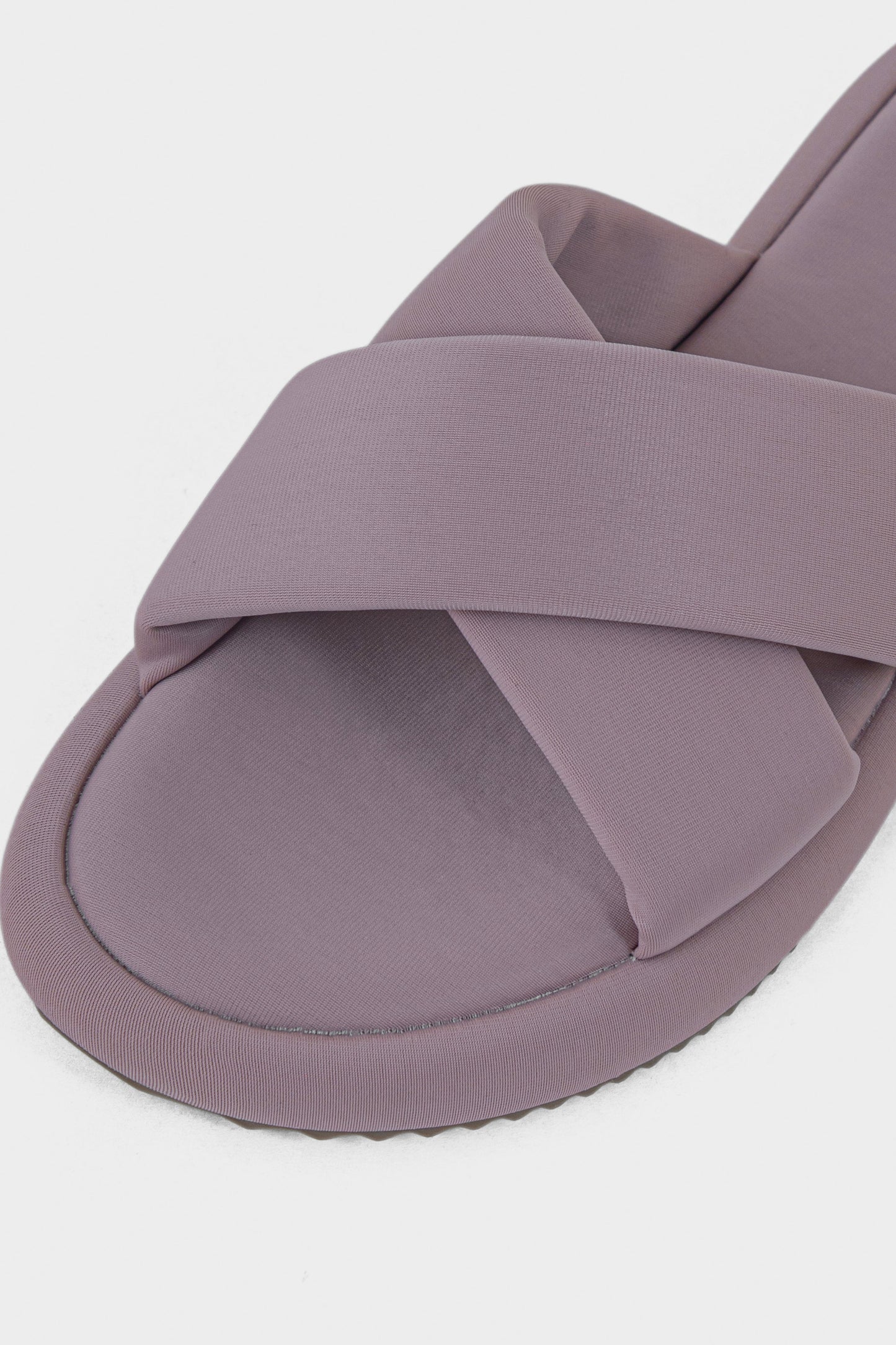 Order Comfort Slip On IK0100-Beige | My Insignia UAE