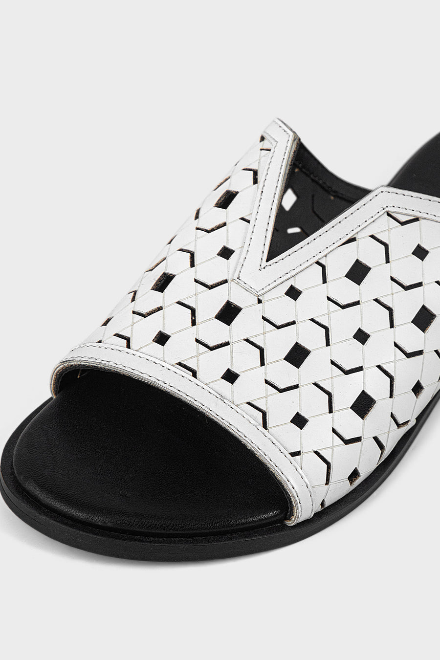 Casual Slip On IC0084-White