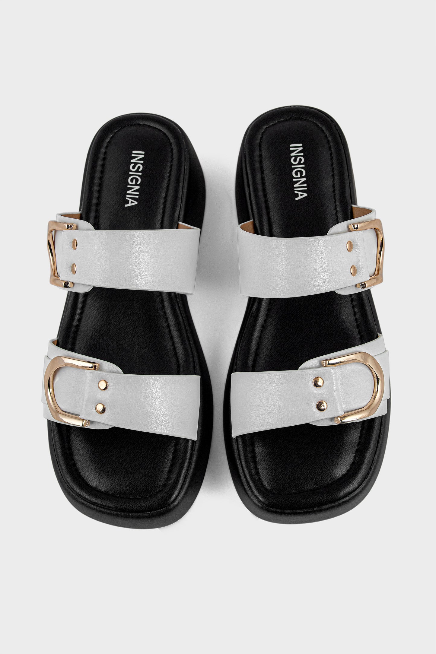 Best Comfort Slip On IK0122-White
