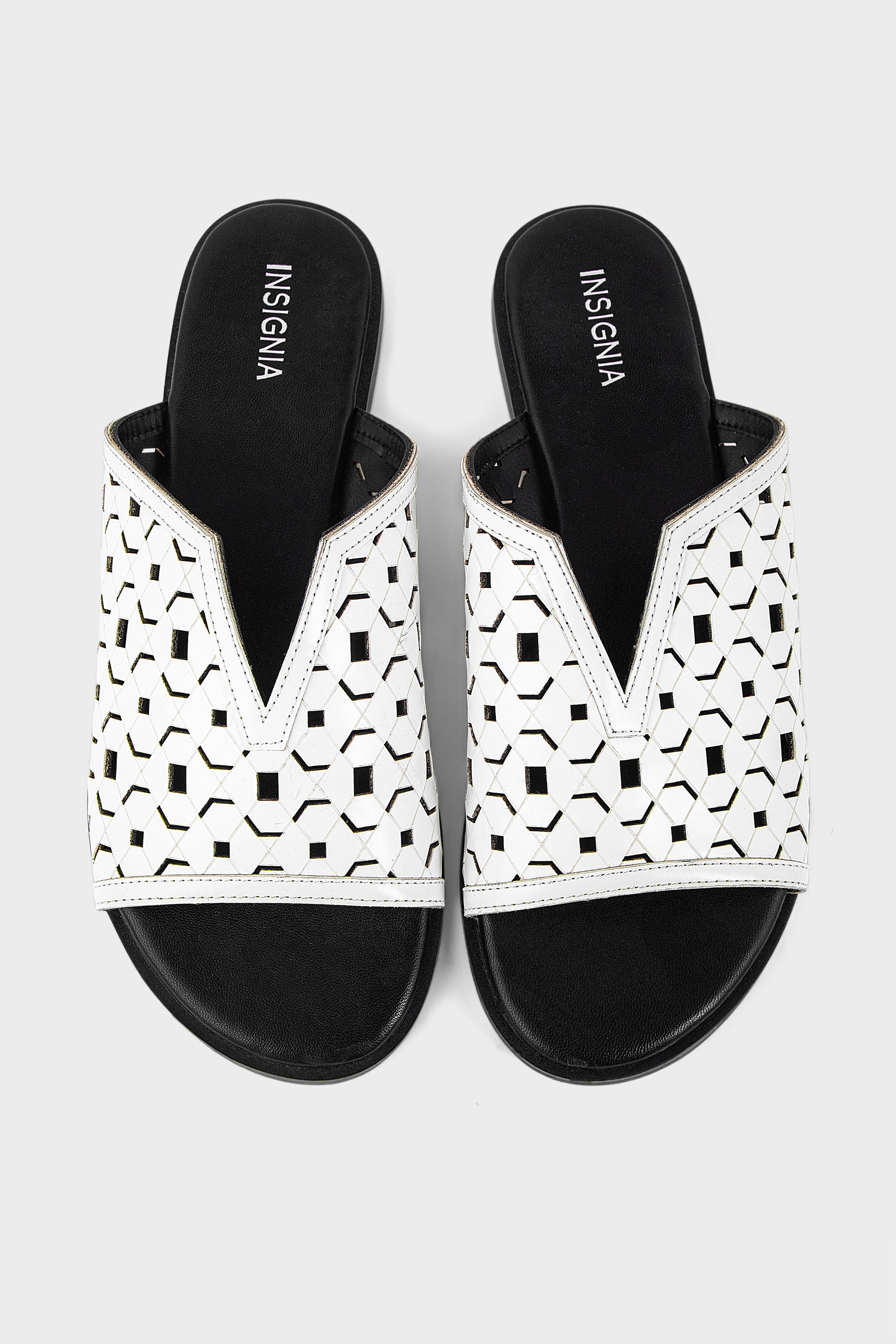 Buy Casual Slip On IC0084-White