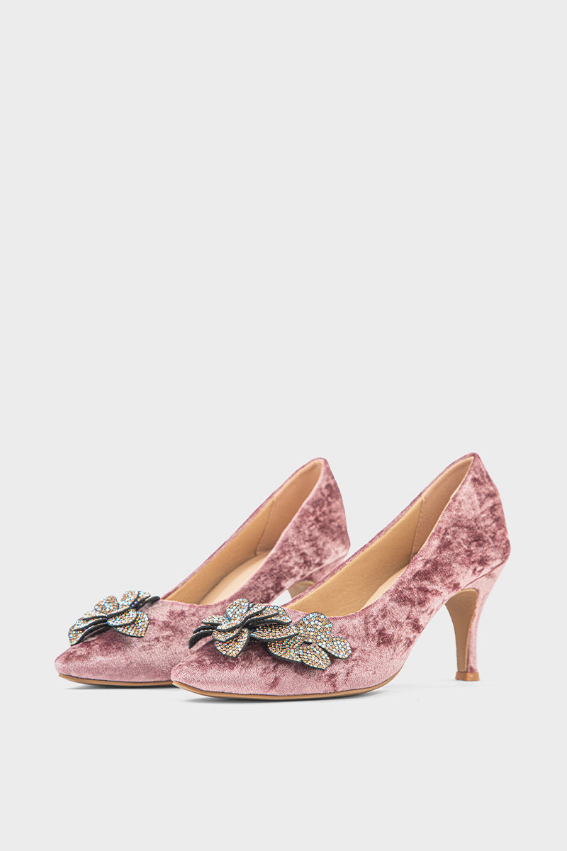 Pink', 'footwear