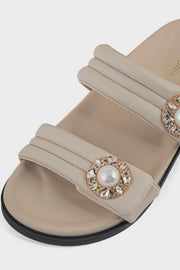 Order Comfort Slip On IK0106-Beige | Premium Women Shoes UAE