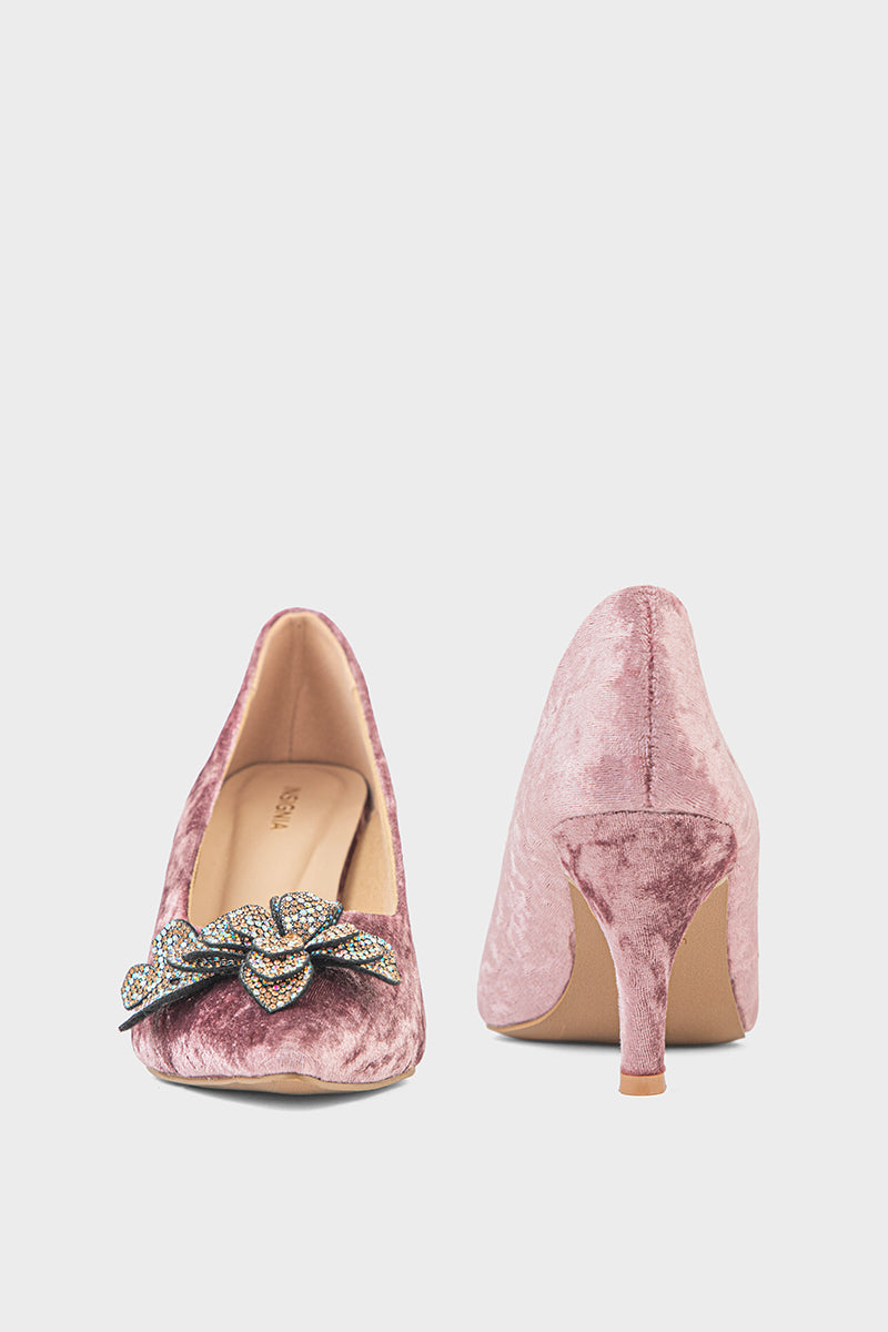 Pink', 'footwear