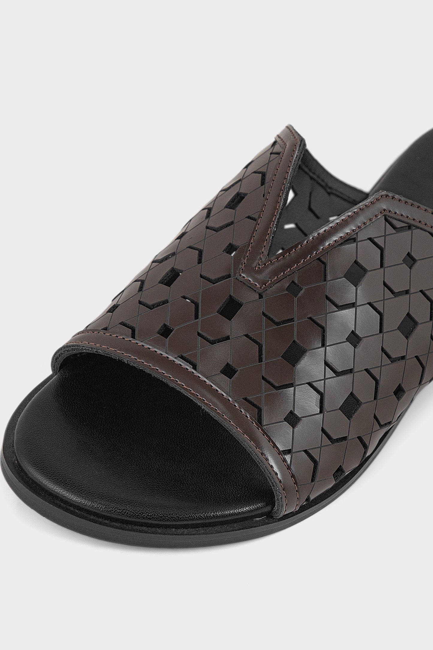 Shop Casual Slip On IC0084-Brown