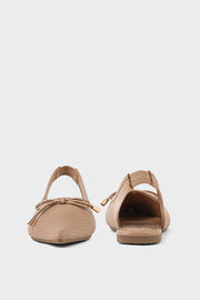 Beige', 'footwear', 'shoes', 'fashion', 'comfortable